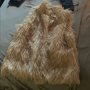Furry vest! Never worn :)